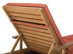 Ulkokalusteet<Beliani Akaasiapuinen Aurinkotuoli Tummanpunaisella Pehmusteella Java