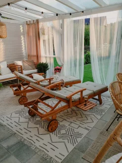 Ulkokalusteet<Beliani Aurinkotuoli Akasiapuu Vaalea Puu/Ruskeanharmaa Java