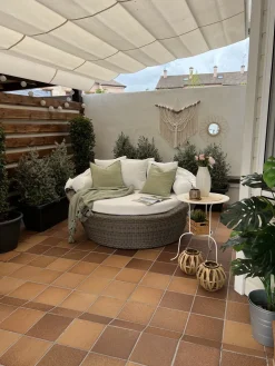 Ulkokalusteet<Beliani Aurinkovuode Polyrottinki Vaaleanruskea Sylt