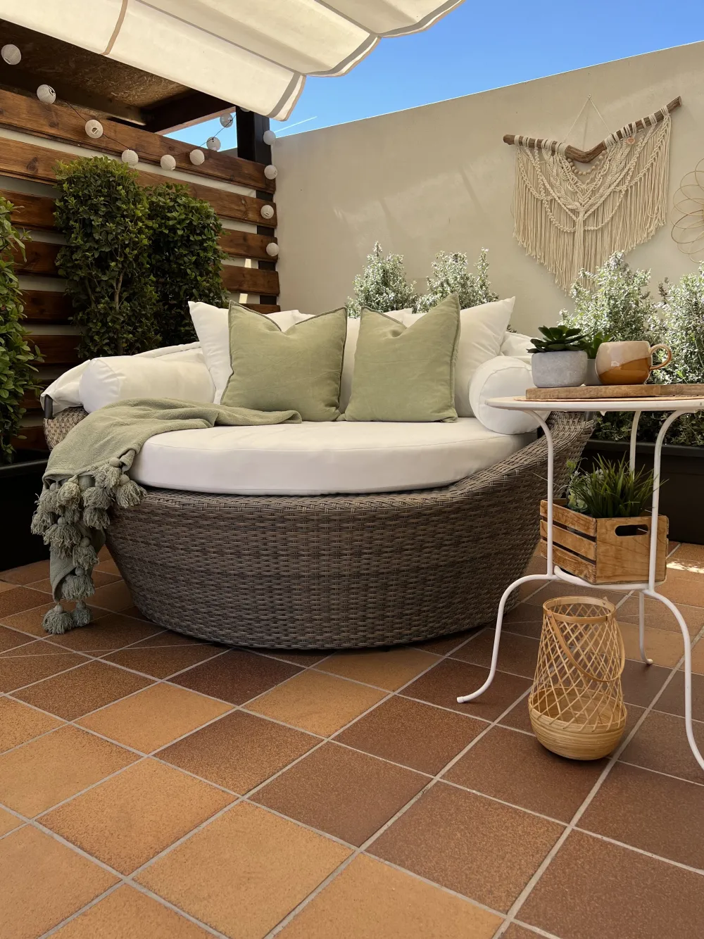 Ulkokalusteet<Beliani Aurinkovuode Polyrottinki Vaaleanruskea Sylt