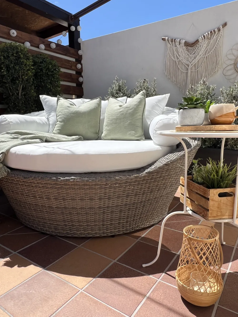 Ulkokalusteet<Beliani Aurinkovuode Polyrottinki Vaaleanruskea Sylt