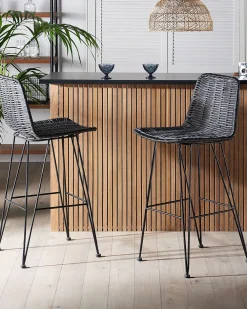 Tuolit<Beliani Baarituoli Rottinki Musta 2 Kpl Cassita