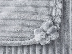 Tekstiilit<Beliani Huopa 150 X 200 Cm Harmaa Kaweri