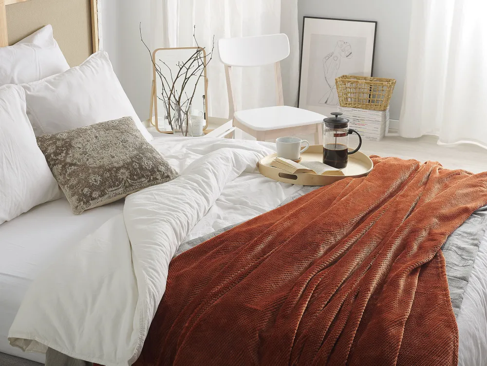 Tekstiilit<Beliani Huopa 200 X 220 Cm Ruskea Saitler