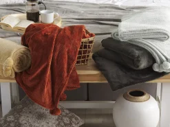 Tekstiilit<Beliani Huopa 200 X 220 Cm Ruskea Saitler