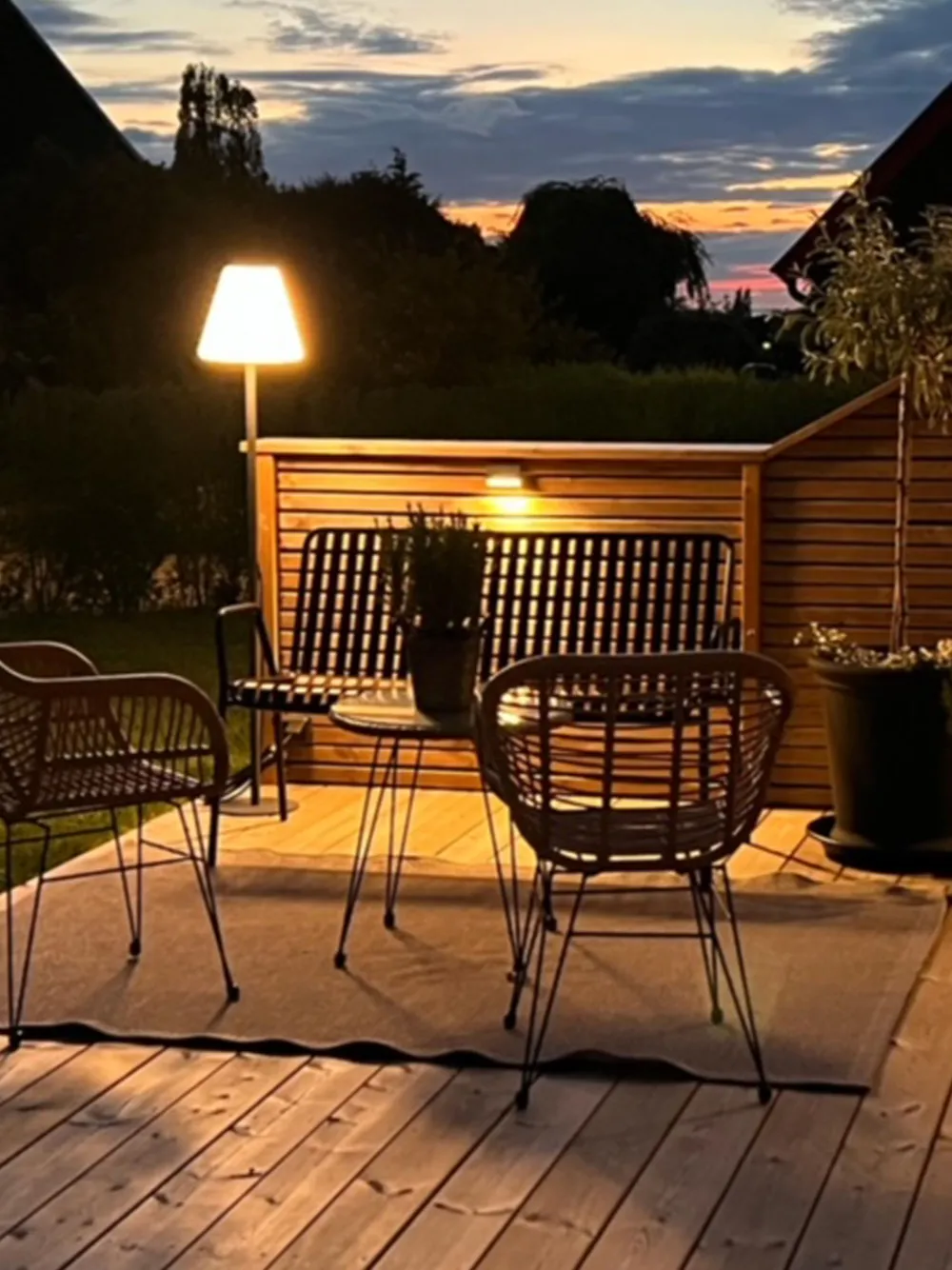 Cheap Beliani 2-Istuttava Bistrosetti Polyrottinki Luonnonvari Tropea Ii