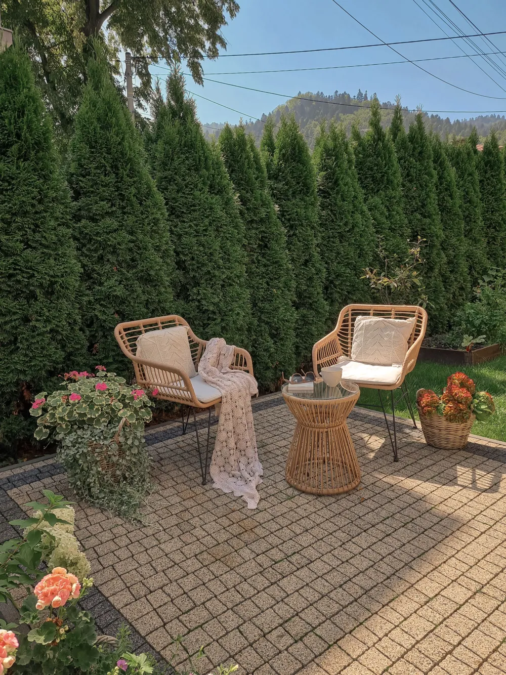 Clearance Beliani 2-Istuttava Bistrosetti Polyrottinki Luonnonvari Trestina