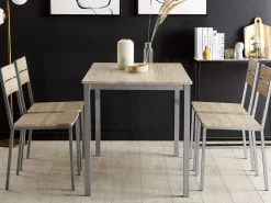 Pöydät<Beliani 4-Istuttava Ruokailuryhma Vaalea Puu/Harmaa Blumberg