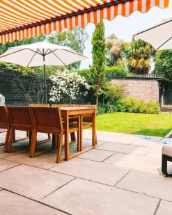 Hot Beliani 8-Istuttava Ulkoruokailuryhma Akaasia Vaalea Puu/Harmaa Sassari