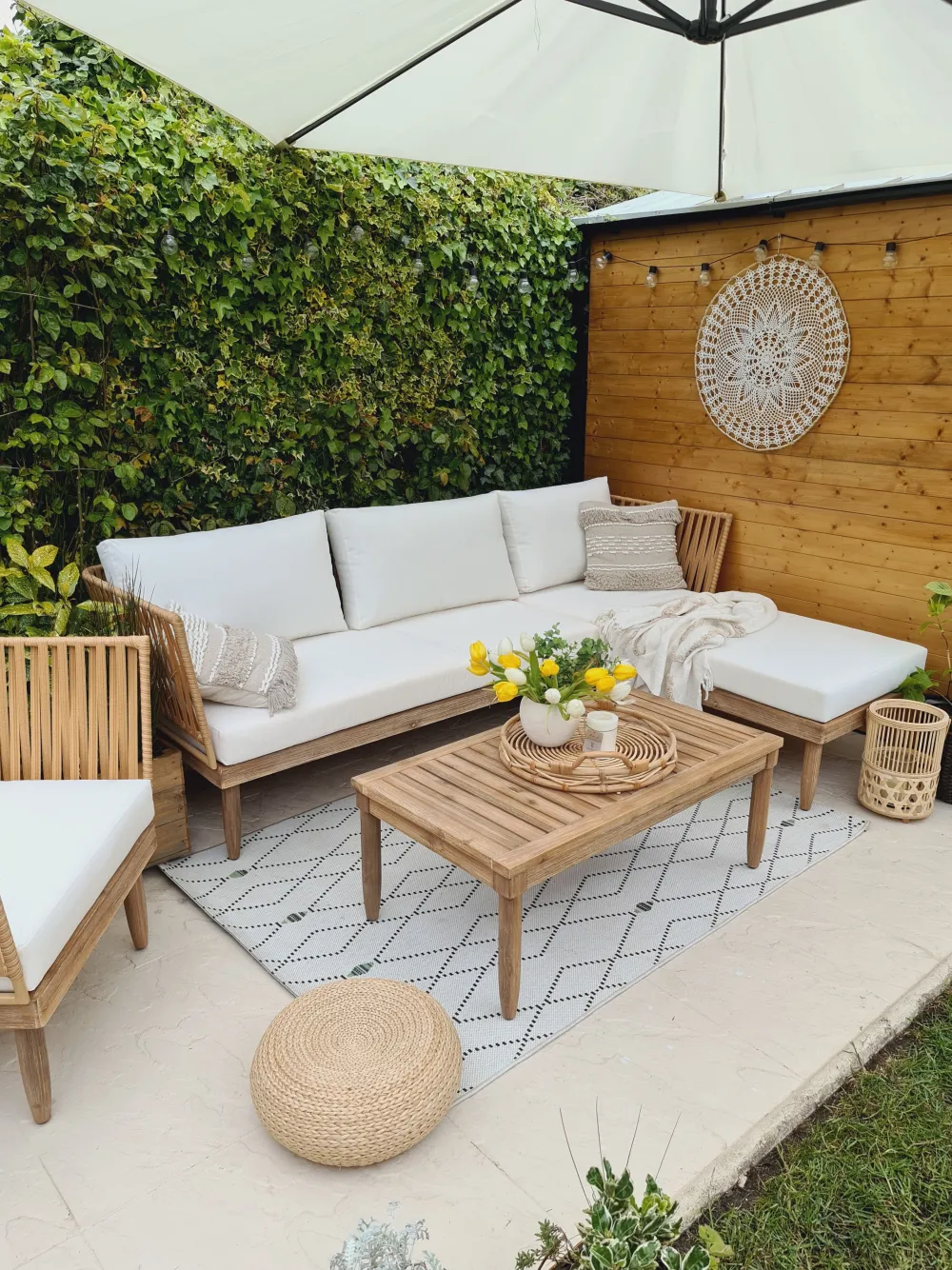 New Beliani 4-Istuttava Ulkosohvaryhma Akasiapuu Oikeak. Valkoinen Cremona