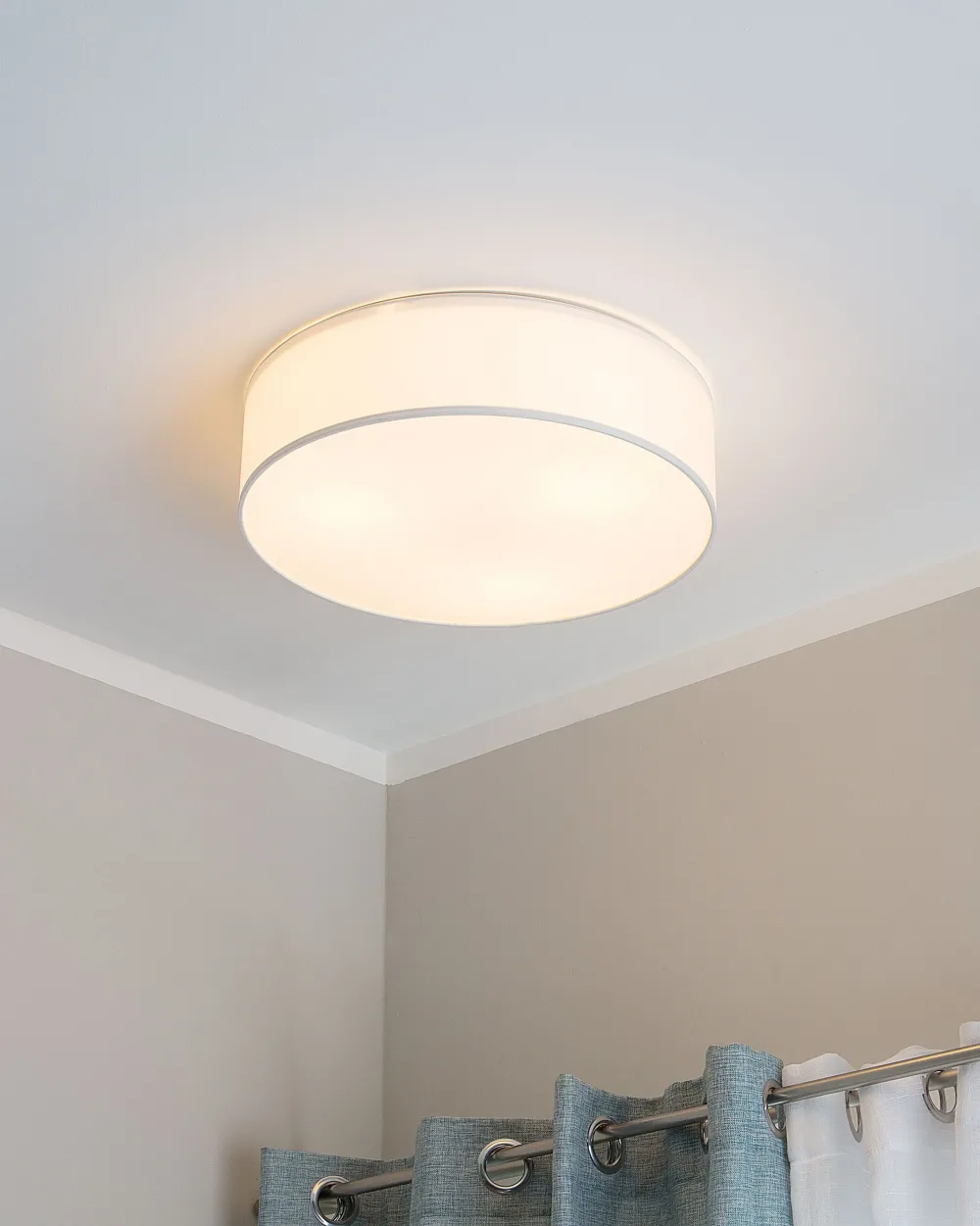 Outlet Beliani Kattovalaisin 3 Polttimoa Polypuuvilla Valkoinen Rena