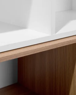 Säilytys<Beliani Kirjahylly 17 Hyllya Valkoinen/Tumma Puu Alloa