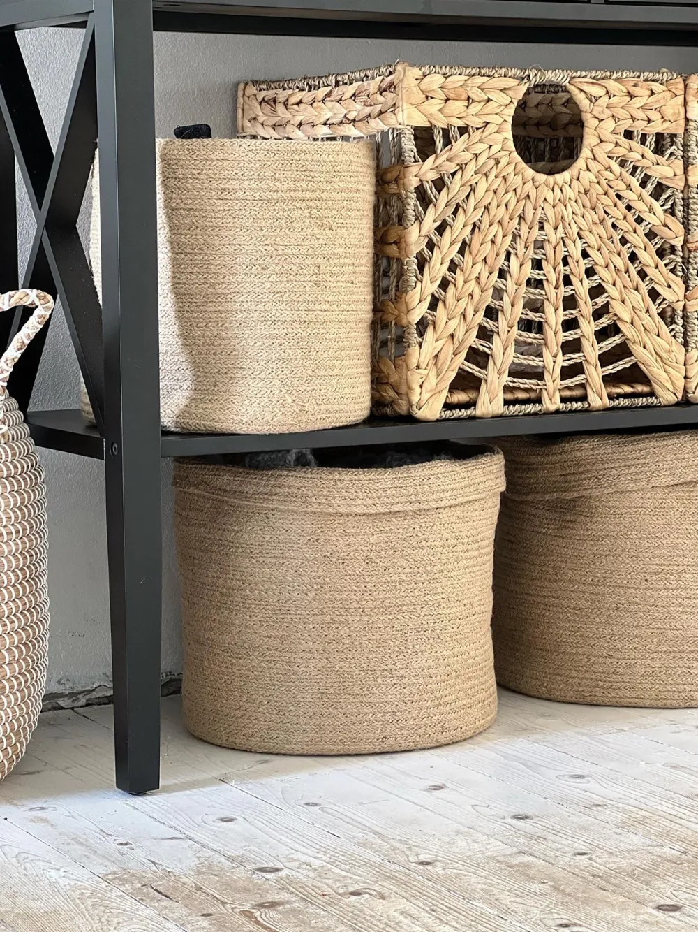 Fashion Beliani Konsolipoyta 2 Laatikkoa Musta Avenue