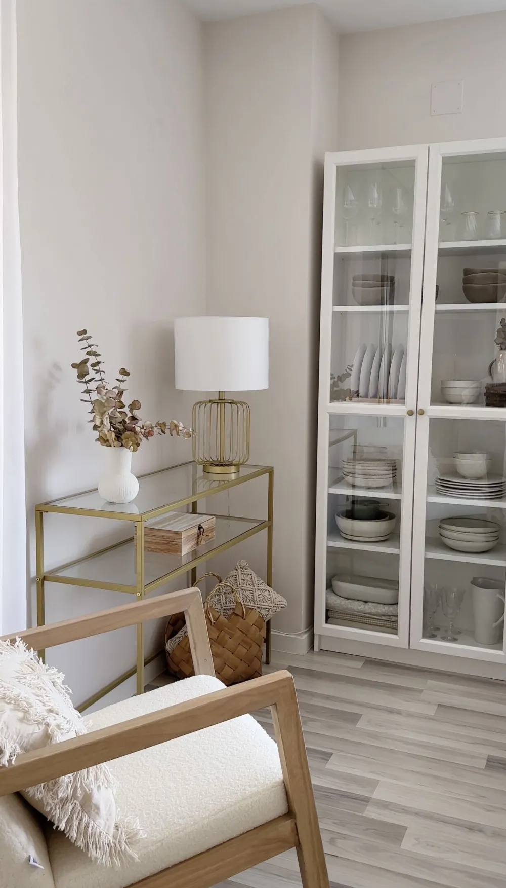 Pöydät<Beliani Konsolipoyta Lasitasolla Rauta Kulta Aline