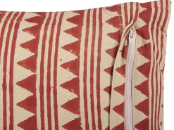 Tekstiilit<Beliani Koristetyyny Puuvilla Punainen/Beige 45 X 45 Cm Deglupta