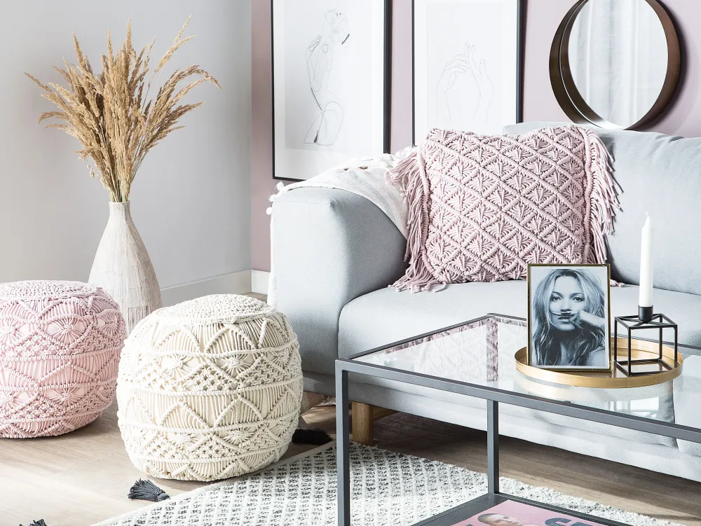 Outlet Beliani Koristetyyny Puuvilla Vaaleanpunainen Makramee 40 X 40 Cm Yaniklar