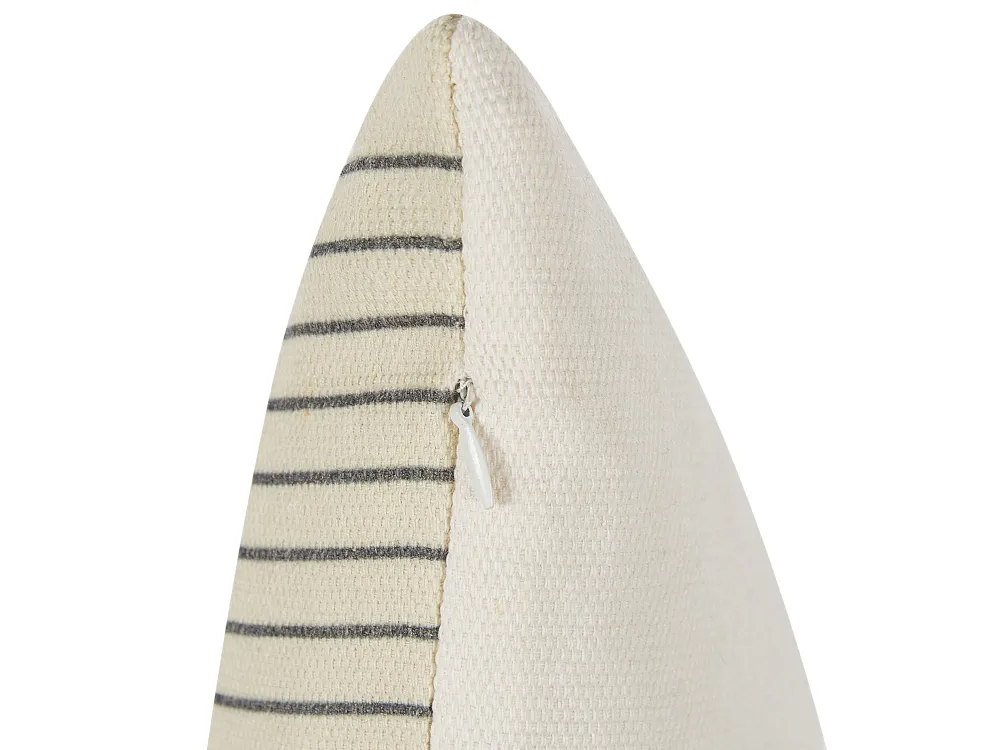 Outlet Beliani Koristetyynysetti Monivarinen Geometrinen Kuviointi 30 X 50 Cm Gerbera