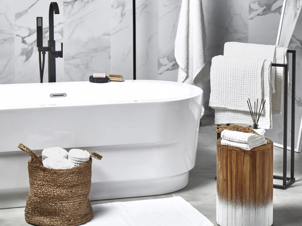 Shop Beliani Kylpyamme Vapaasti Seisova Valkoinen 170 X 80 Cm Empresa