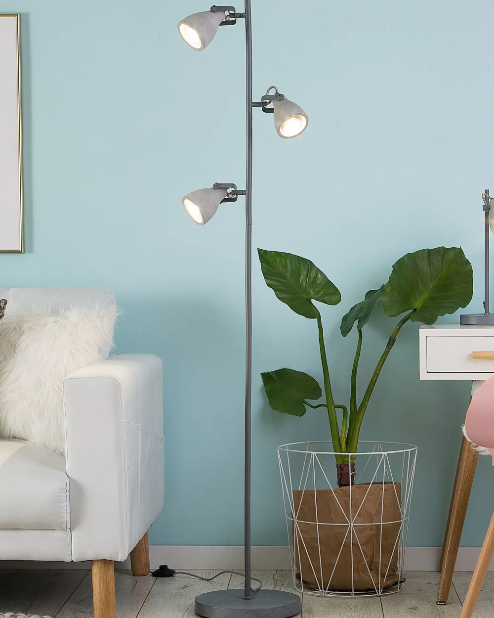 Fashion Beliani Lattiavalaisin 3 Polttimoa Betoni Vaaleanharmaa Mistago