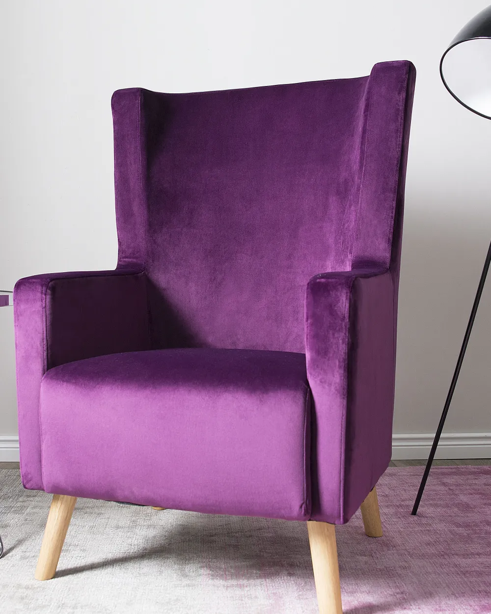 Lastenhuone<Beliani Lattiavalaisin Metalli Musta Tamega