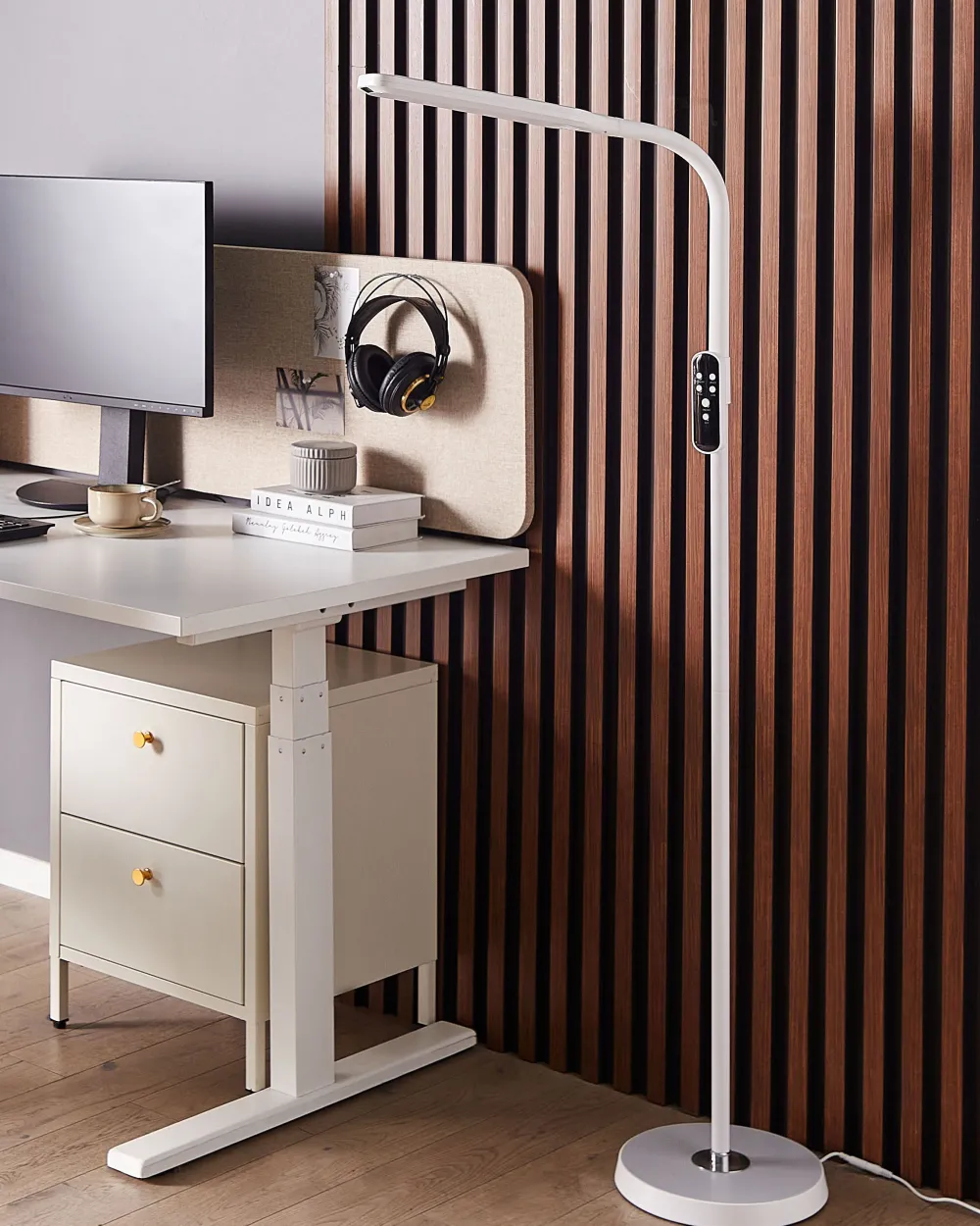 Best Beliani Led-Lattiavalaisin Valkoinen Aries