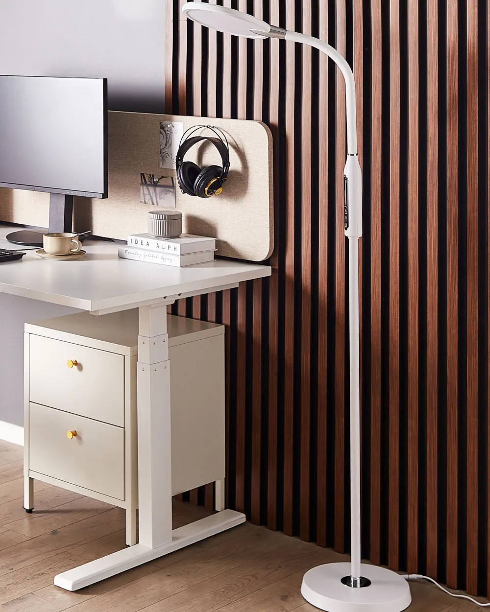 Store Beliani Led-Lattiavalaisin Valkoinen Cassiopeia