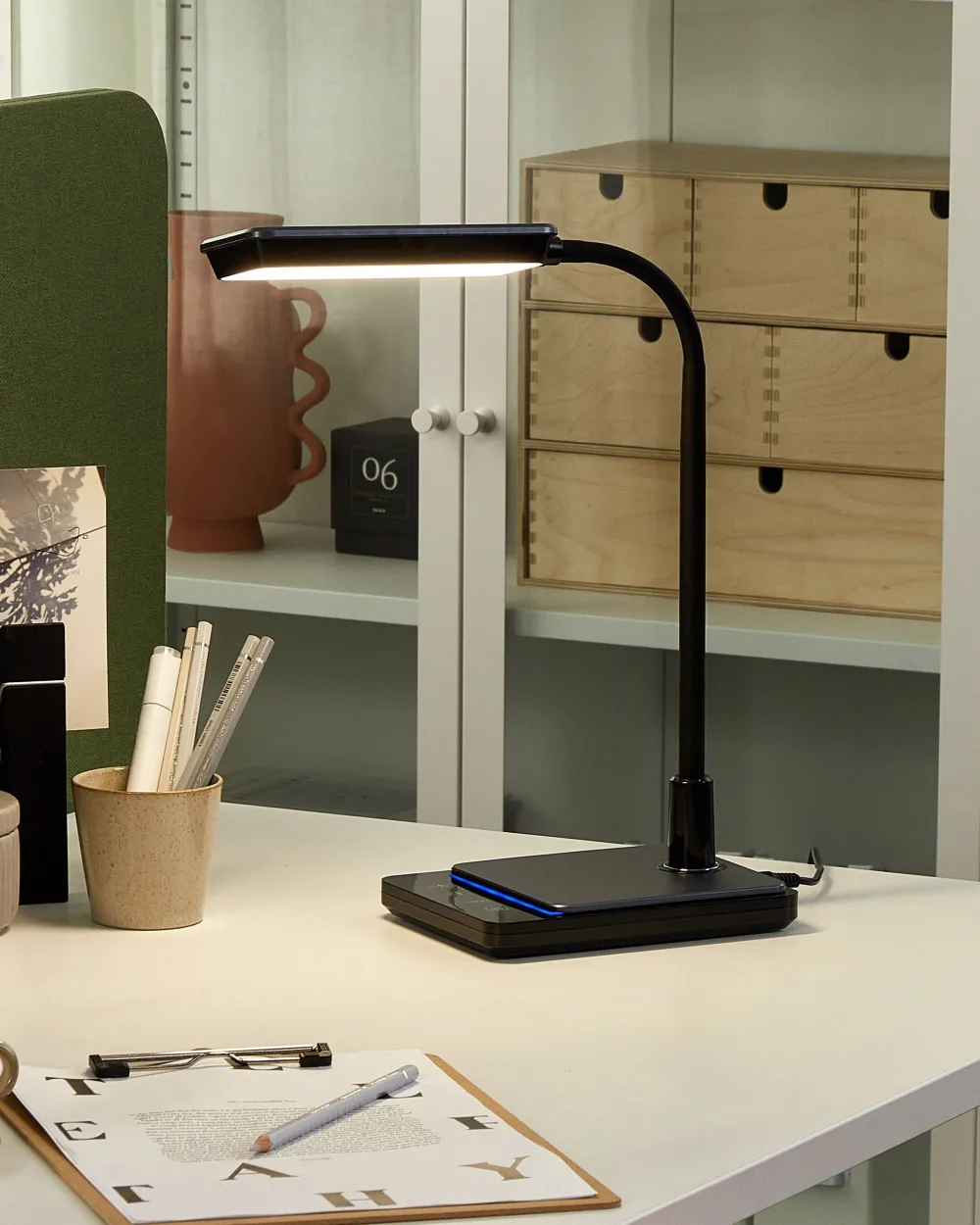 Clearance Beliani Led-Poytavalaisin Musta Centaurus