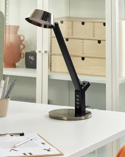 Flash Sale Beliani Led-Poytavalaisin Usb-Portti Messinki Chamaeleon