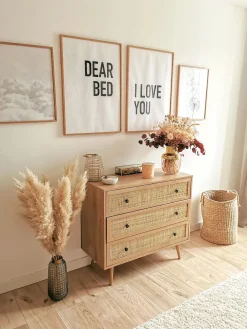 Säilytys<Beliani Lipasto Rottinki 3 Laatikkoa Vaalea Puu Ponca