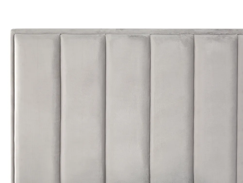 Sängyt<Beliani Makuuhuonesetti Sametti 3 Osaa Vaaleanharmaa 180 X 200 Cm Sezanne