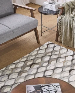 Matot<Beliani Matto Lehmannahka Ruskea/Beige 160 X 230 Cm Kirca