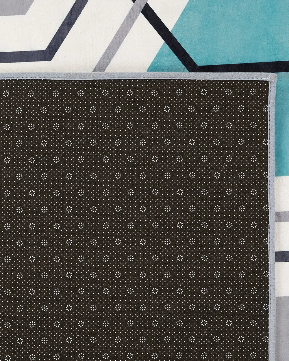 Matot<Beliani Matto Monivarinen 160 X 230 Cm Giresun