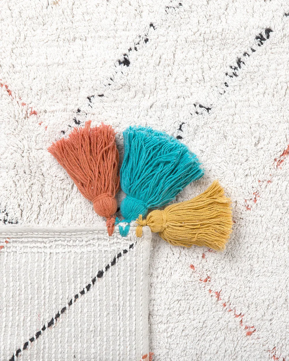 Hot Beliani Matto Puuvilla Valkoinen 80 X 150 Cm Kartal