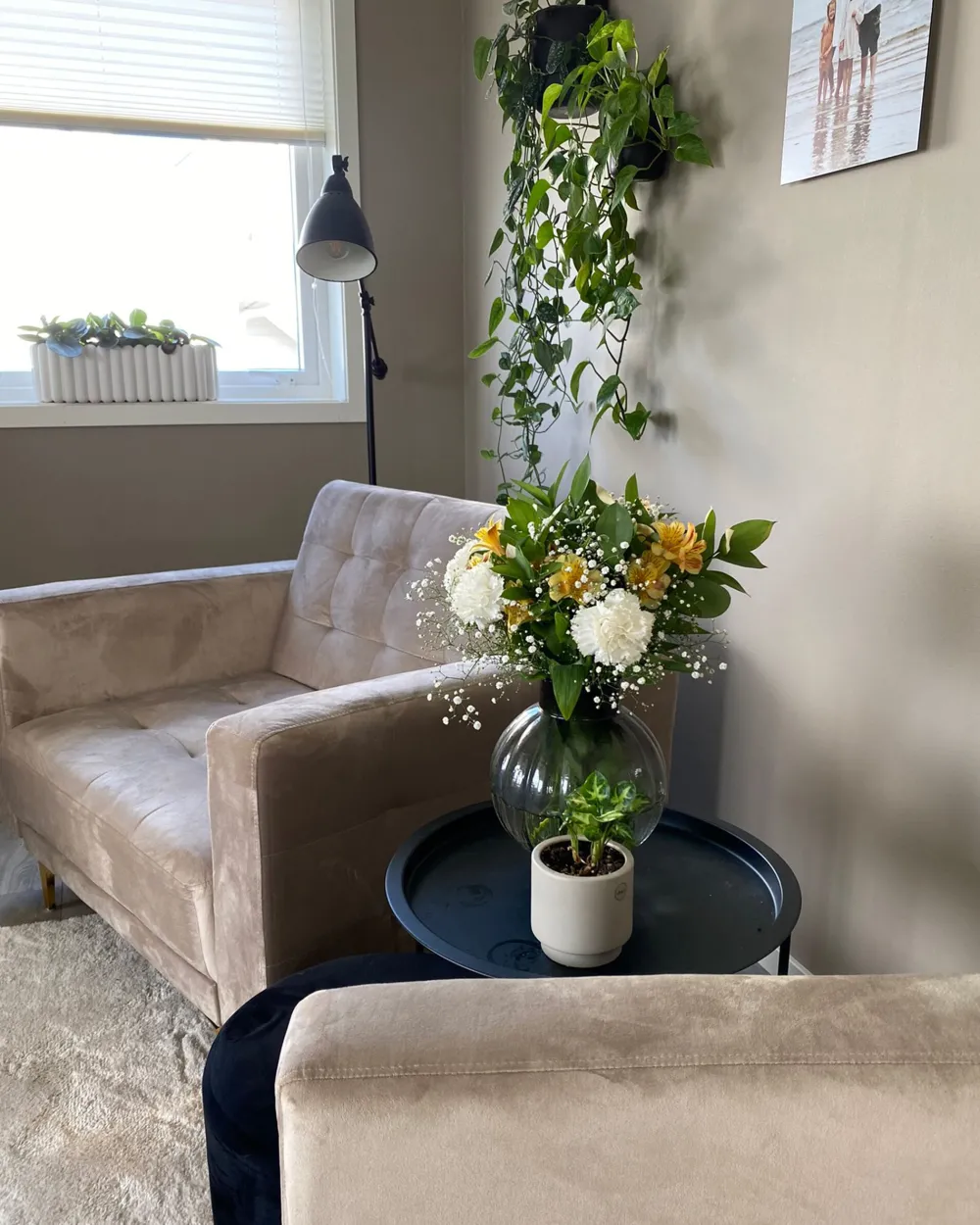 Nojatuolit<Beliani Nojatuoli Sametti Hiekanruskea Aberdeen