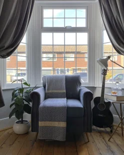 Nojatuolit<Beliani Nojatuoli Sametti Tummanharmaa Vietas