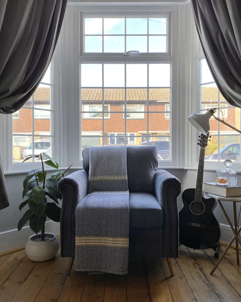 Nojatuolit<Beliani Nojatuoli Sametti Tummanharmaa Vietas