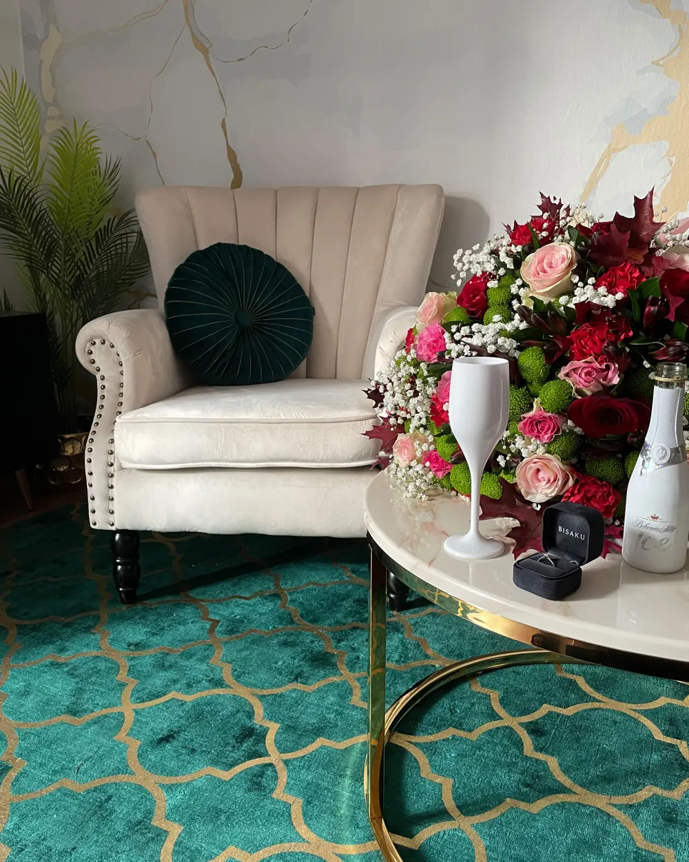 Nojatuolit<Beliani Nojatuoli Samettinen Beige Svedala