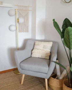 Nojatuolit<Beliani Nojatuoli Vaaleanharmaa Drammen