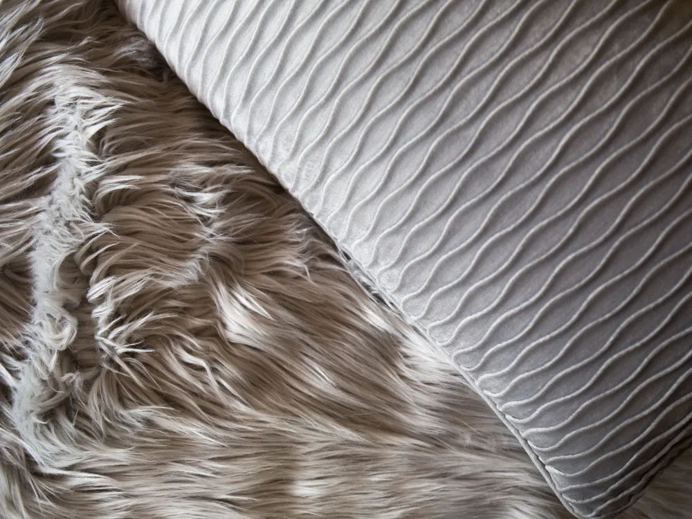 Tekstiilit<Beliani Paivapeitto Vaaleanharmaa 200 X 220 Cm Delice