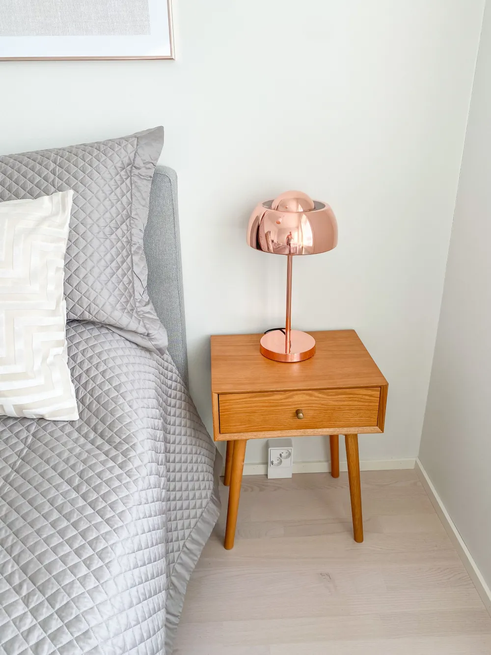 Best Sale Beliani Poytavalaisin Metalli Kupari Senette