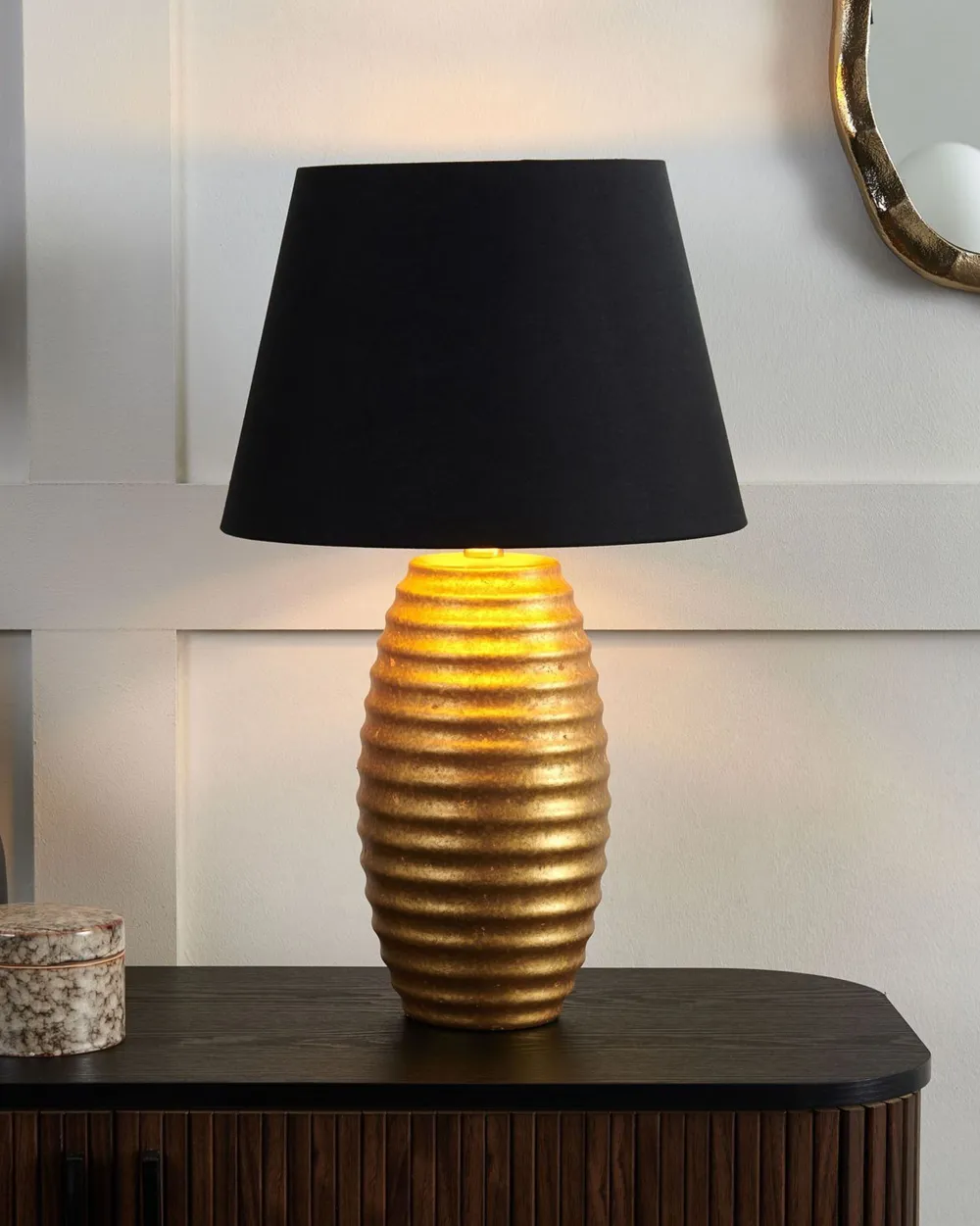 Online Beliani Poytavalaisin Posliini Kulta Ebro