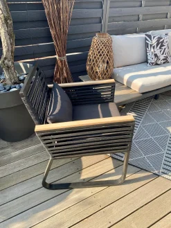 Ulkokalusteet<Beliani Puutarhatuoli 2 Kpl Metallinen Musta Canetto