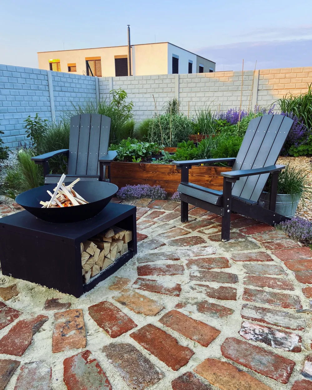 Cheap Beliani Puutarhatuoli Tummanharmaa Adirondack