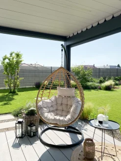 Nojatuolit<Beliani Riipputuoli Jalustalla Polyrottinki Luonnonvari Arsita