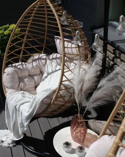 Nojatuolit<Beliani Riipputuoli Jalustalla Polyrottinki Luonnonvari Arsita