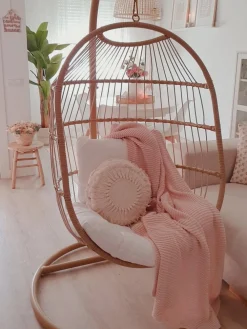 Nojatuolit<Beliani Riipputuoli Jalustalla Polyrottinki Luonnonvari Alba