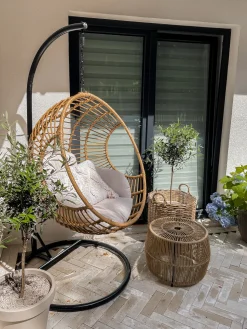 Nojatuolit<Beliani Riipputuoli Jalustalla Polyrottinki Luonnonvari Aspio