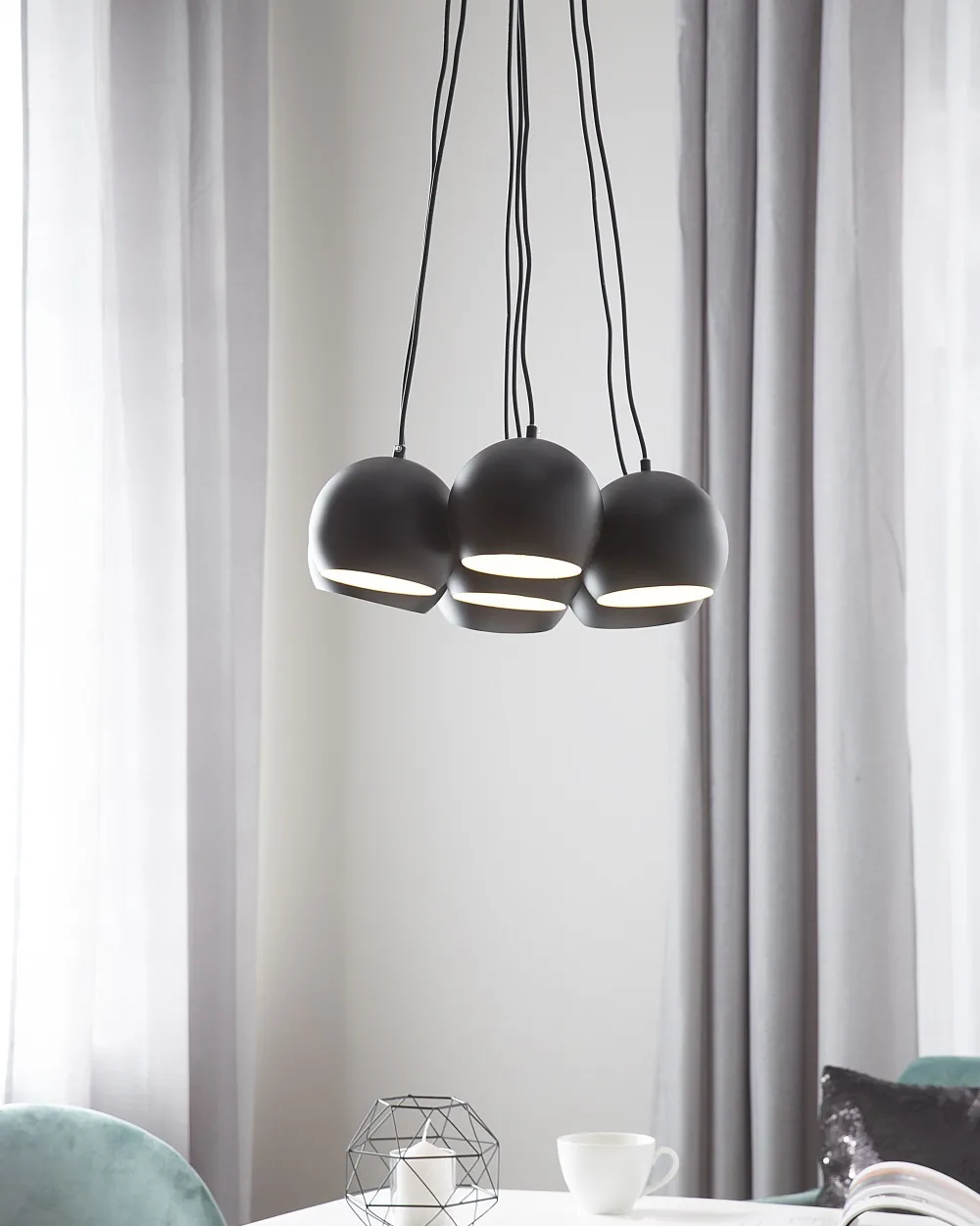 Cheap Beliani Riippuvalaisin 7 Polttimoa Metalli Musta Olza