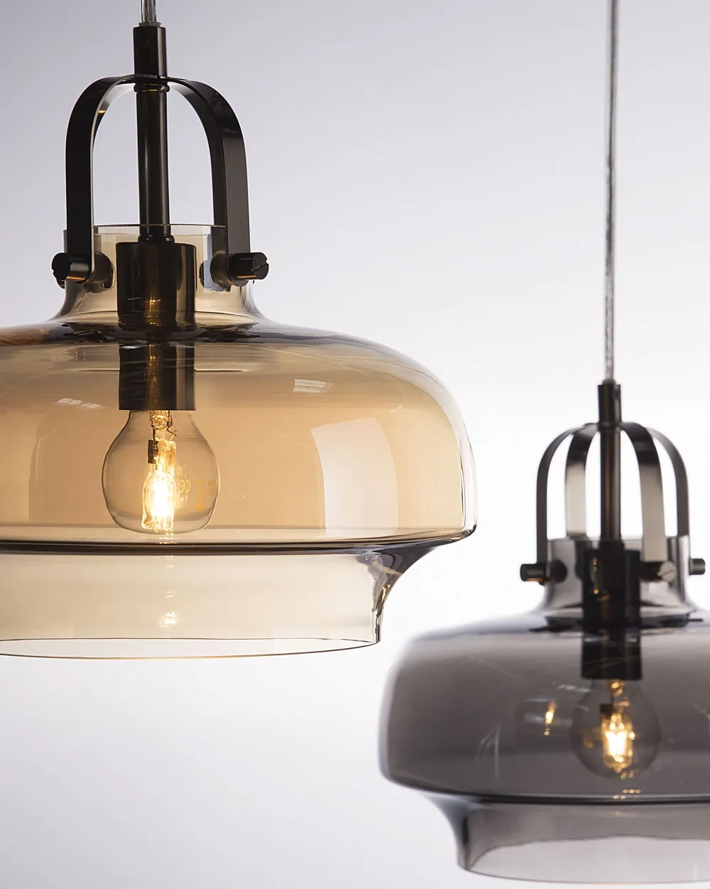 Valaisimet<Beliani Riippuvalaisin Lasi Vaaleanharmaa Wiltz