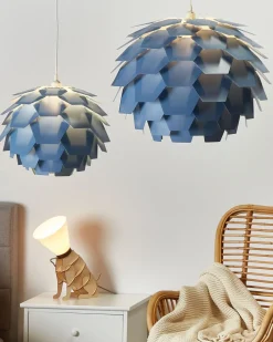 Shop Beliani Riippuvalaisin Muovi Iso Sininen Segre